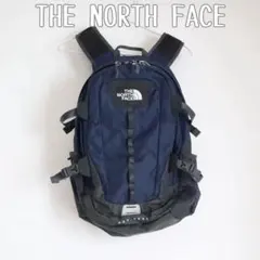 THE NORTH FACE HOT SHOT リュック ネイビーのサムネイル