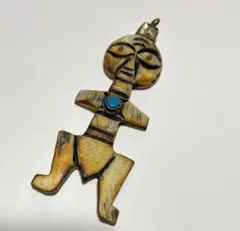 アフリカン　人型ペンダントトップ パーツ　石つき　ネックレス　御守り