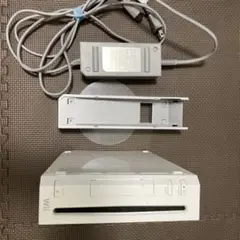 Wii 本体　土台　ケーブルのみ