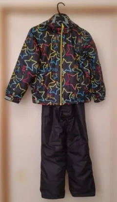 ウィンターウェア　子供用　140センチ　スキーウェア　スノーボード