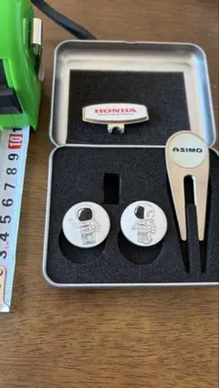 Item thumbnail for item 0ec297fe-f2e4-4458-b578-643d7c5c457c