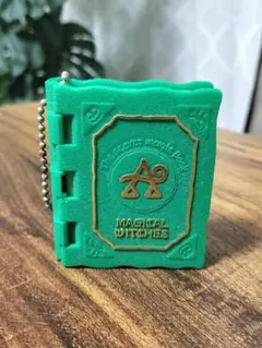 【入手困難】マジカルウィッチーズ　MAGICAL WITCHES 美品 入手困難】マジカルウィッチーズ MAGICAL WITCHES 美品 - メルカリ