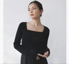 完売品】anuans♡シルクカシミアブレンドデコルテリブニット - メルカリ