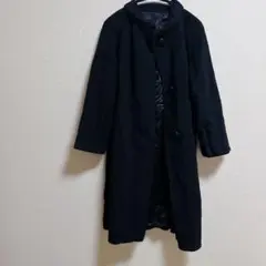 黒のウール風ロングコート