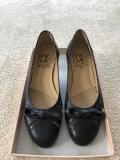 MICHEL KLEINパンプスのサムネイル