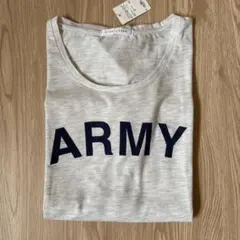 LOWRYS FARM（ローリーズファーム）「ARMY Tシャツ」