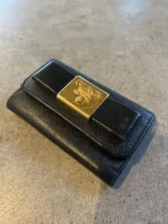 PRADA ブラック レザー キーケース