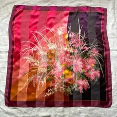 Valentino／シルク／スカーフ／赤に紫の花のサムネイル