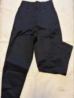 GU×beautiful people タックテーパードパンツ