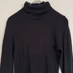 ユニクロ 極暖 ヒートテック エクストラウォーム リブ タートルネックT 黒 M