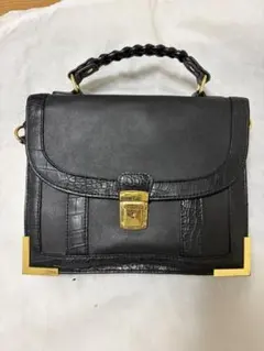 クロコダイル風黒ショルダーバッグ