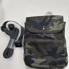 迷彩柄ポーチ