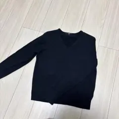 UNIQLO ブラック Vネック セーター S