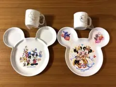 東京ディズニーリゾート限定ミッキー型プレート　スーベニアコップ付き
