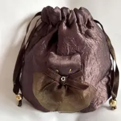 ネコちゃん巾着 光沢有り ふわふわ　可愛い 化粧ポーチ 猫 ねこ ブラウン 茶色