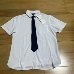 新品☆コムサイズム　黒ネクタイ付き　白半袖シャツ140㎝