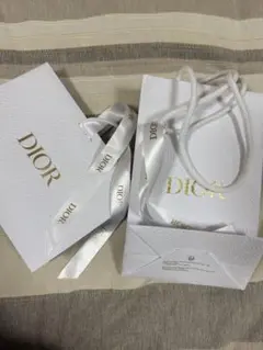 Dior ホワイトショッピングバッグ　紙袋