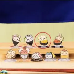 ちいかわくじ　ちいかわ寿司　アクリルスタンド　ラッコさん