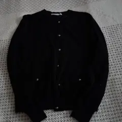 ZARA黒 ボタン付き長袖カーディガン