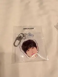 TREASURE ジフン　顔アクキー　喜怒哀楽　哀トレジャー　キーホルダー
