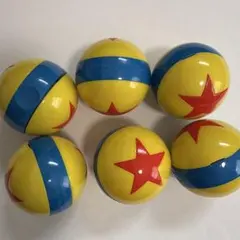ピクサー　ガチャガチャ　シール　ステッカー