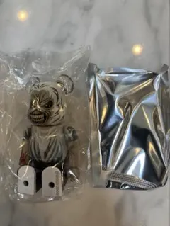 ★新品未開封★ベアブリック シリーズ51 iron maiden 裏