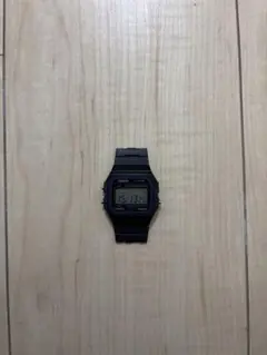 CASIO F-91W デジタル腕時計