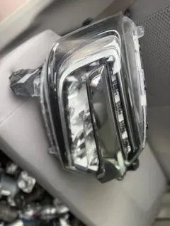 ウェイク STANLEY W2664 ヘッドライト 本体 補修用 - メルカリ