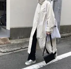 ユニクロユー　ライトロングコート　L EONF youtube コーデ