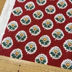 生地　はぎれ　ソレイアード シーチング　花柄　レッド系