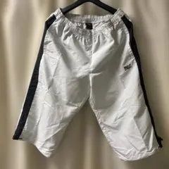 EVERLAST ハーフパンツ ホワイトグレー系 LLサイズのサムネイル