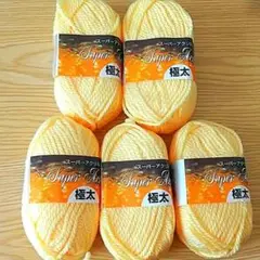 アクリル毛糸