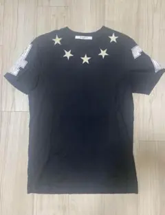 黒 白　半袖Tシャツ　GIVENCHY ブラック Tシャツ 星刺繍　ジバンシー