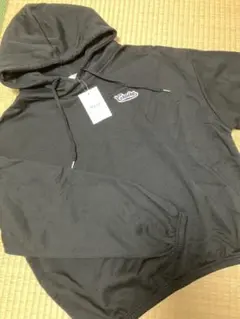 黒パーカー　Mサイズ