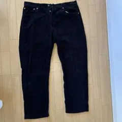 LEVI’S 黒 コーデュロイ ストレートカットパンツ