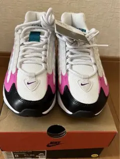 j*4様 【NIKE】エアマックス トライアックス