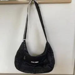 アディダスショルダーバッグ