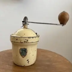 プジョー コーヒーミル　G1　オリジナル　初期型　ブロカント　キャンプ　カフェ 1950年 プジョー G1 初期型<BR>Peugeot Metal Coffee Grinder<BR