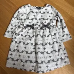 べべ　花柄　長袖ワンピース