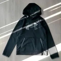 UNDER ARMOUR 裏起毛 パーカー 160