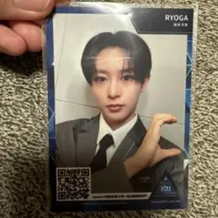新世界 KCON トレカ ハーフサイズフォト 飯塚亮賀 - メルカリ