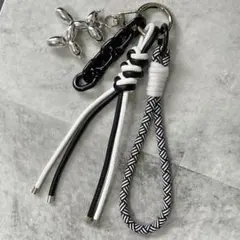 バッグチャーム スマホストラップ 2way モノトーン じゃらじゃらキーホルダー