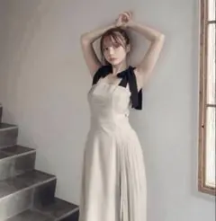 本日だけ】herlipto Imperia Asymmetric Dress - メルカリ