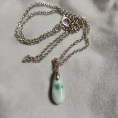 糸魚川翡翠ペンダントネックレス