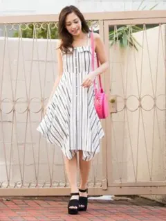 CECIL McBEE ストライプ キャミワンピースのサムネイル