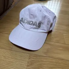 ADIDAS ピンク ロゴキャップ