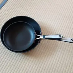 Calphalon　フライパン 2点セット ノンスティック加工のサムネイル