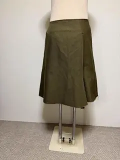 すそ切りっぱなしデザインスカートのサムネイル