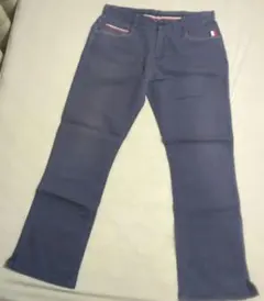 ゴルフ　メンズパンツ　伸縮性、スリット裾