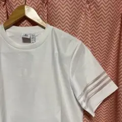 adidas ホワイト Tシャツ 半袖